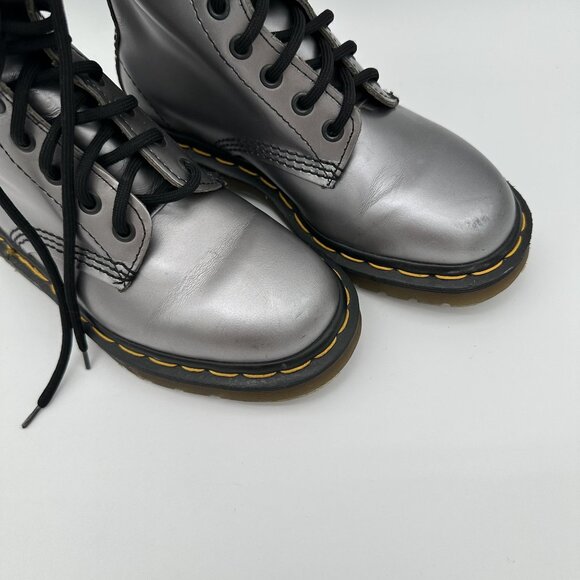 Dr. Martens Silver Lace-Up Combat Boots Youth Size 3 Leather Upper - Picture 5 of 10